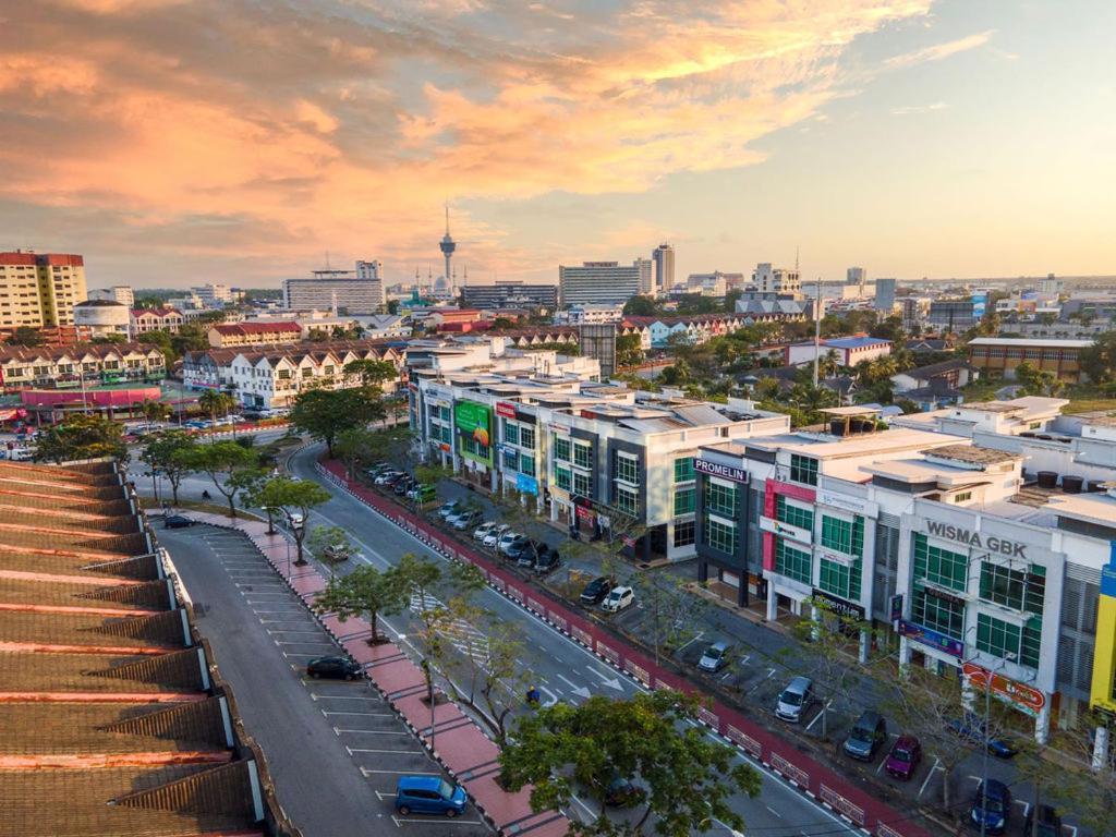 Rocana Hotel Kuantan Zewnętrze zdjęcie